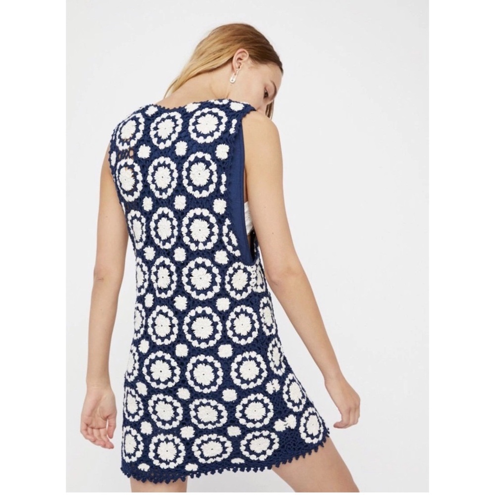 FREE PEOPLE Black & Beige Crochet Delilah Shift Dress Size M - Picture 3 of 14